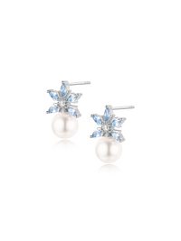 Pearly Snow Earrings (Pair) (White)