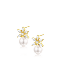 Pearly Snow Earrings (Pair)